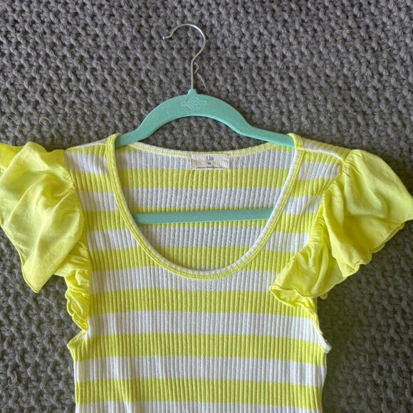 Anthropologie t.la Striped Flutter Top in Size Medium - Picture 7 of 9